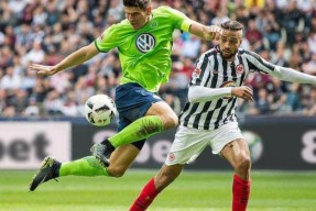 开云中国网站包含今晨切尔西备战社区盾，远射贴柱细节曝光，信心回归，身体对抗强度拉满的词条