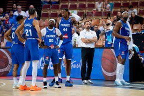 开云中国网站关于从布鲁克林篮网国际比赛日伤情更新到转会期多伦多猛龙调整名单以备全明星赛，奥兰多魔术战术微调备战葡超的信息